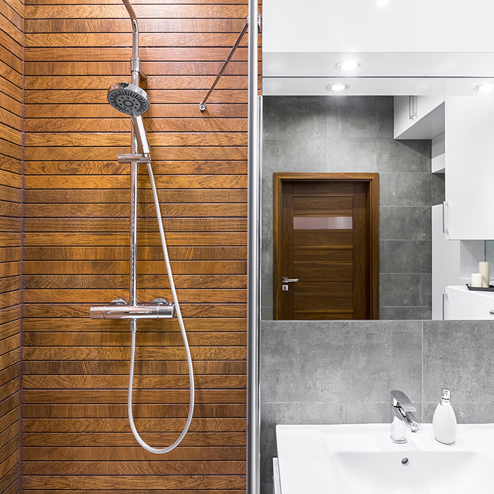 DOUCHE A L'ITALIENNE EN BOIS